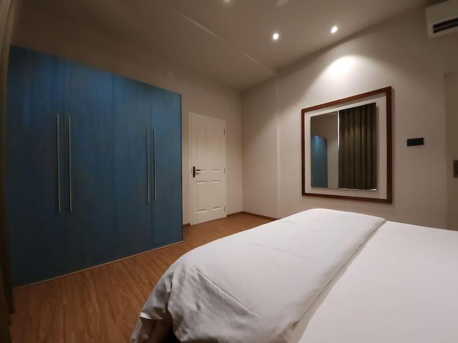 Gulzar 2Bhk Service Apartment, Каннур Экстерьер фото